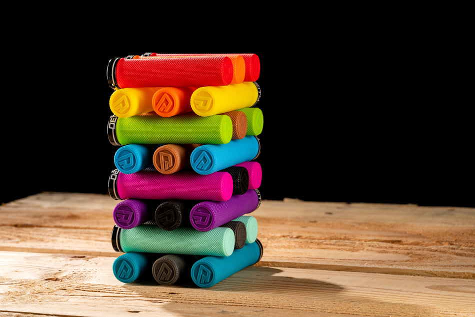 DEITY SLIMFIT GRIPS